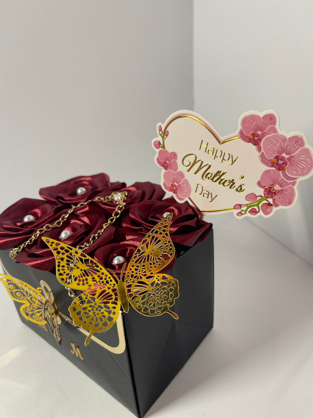 "Eternal Beauty" Satin Rose Gift Box (Mother's Day Edition)