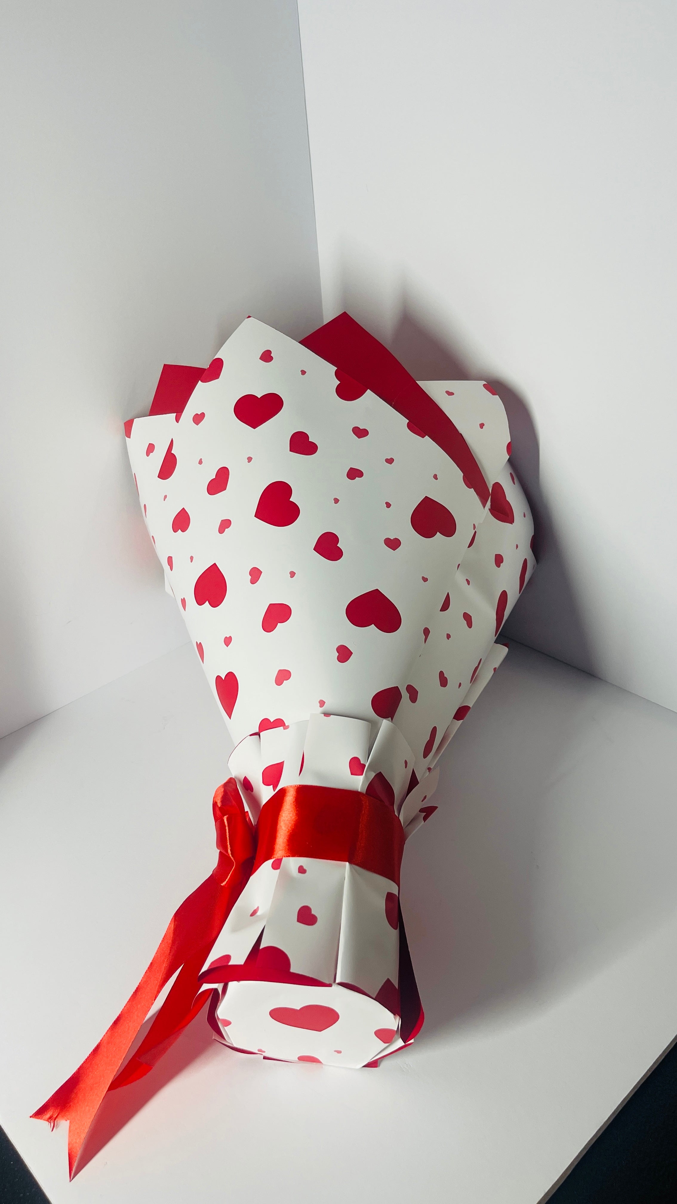 Elegant 19-Stem Ribbon Sunflower & Rose Bouquet – Everlasting Floral Gift⁠