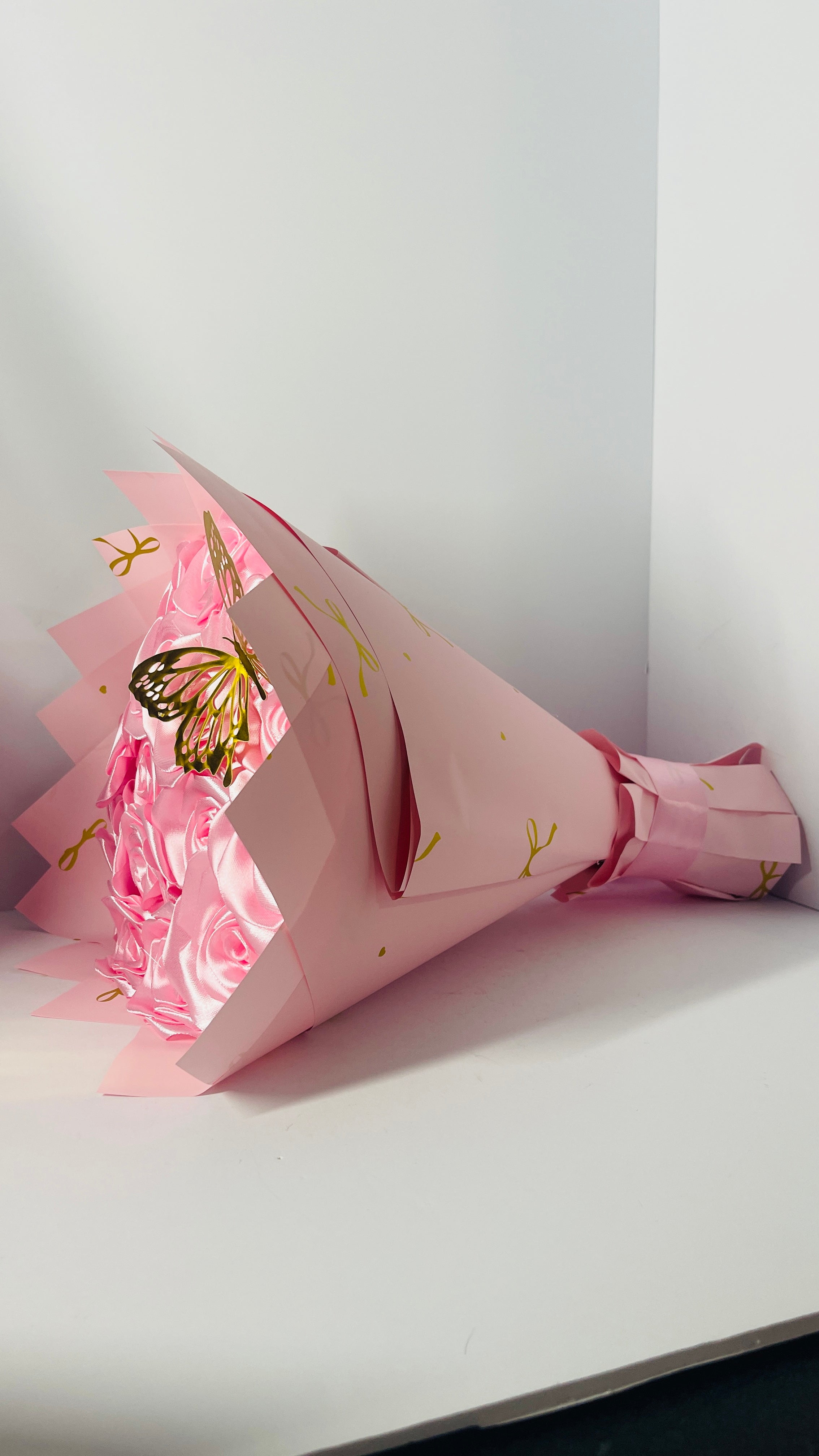Forever Pink Satin Rose Bouquet - Butterfly Dream⁠ (18)