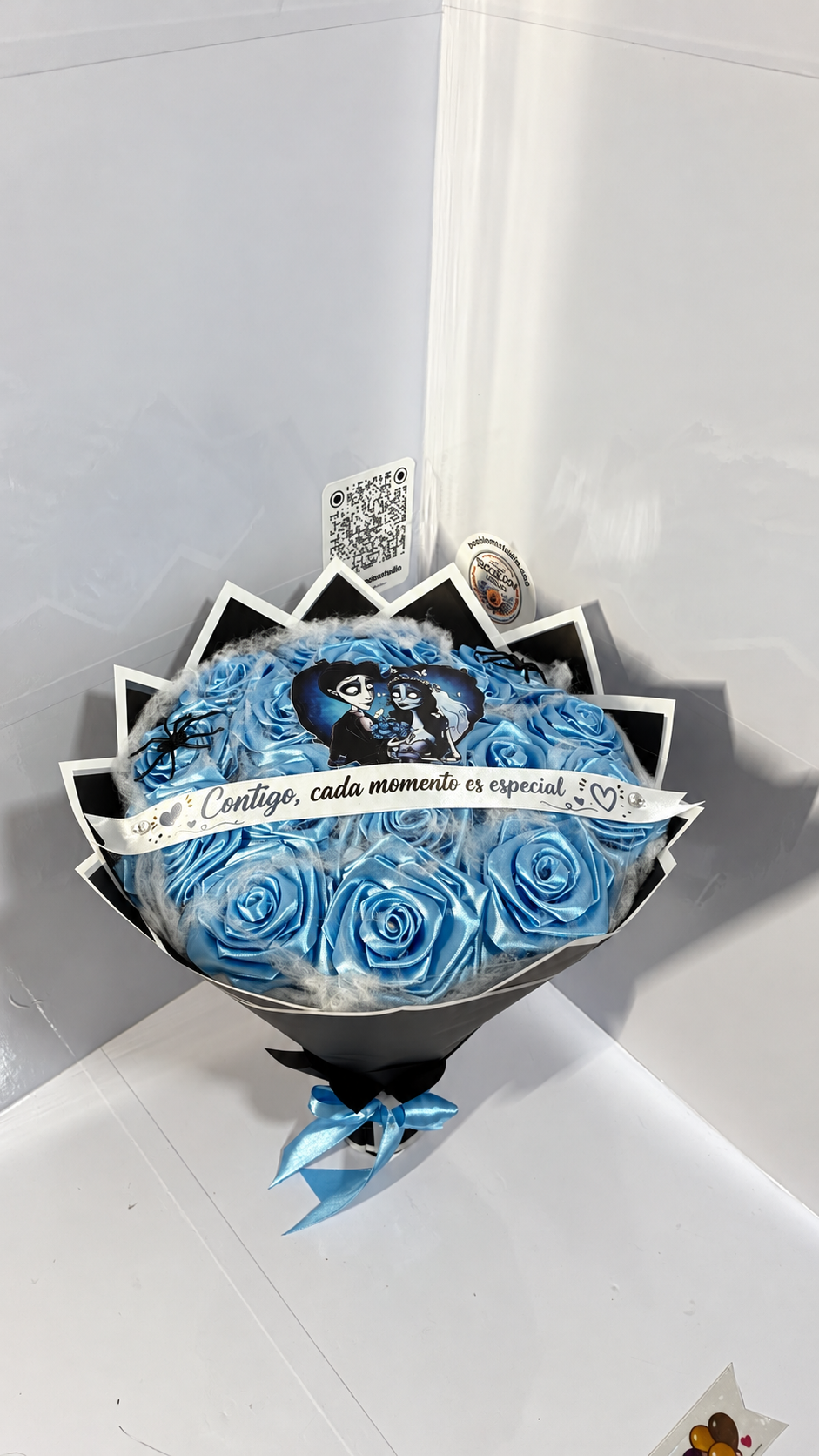 Ramo azul gótico completo con cinta personalizada