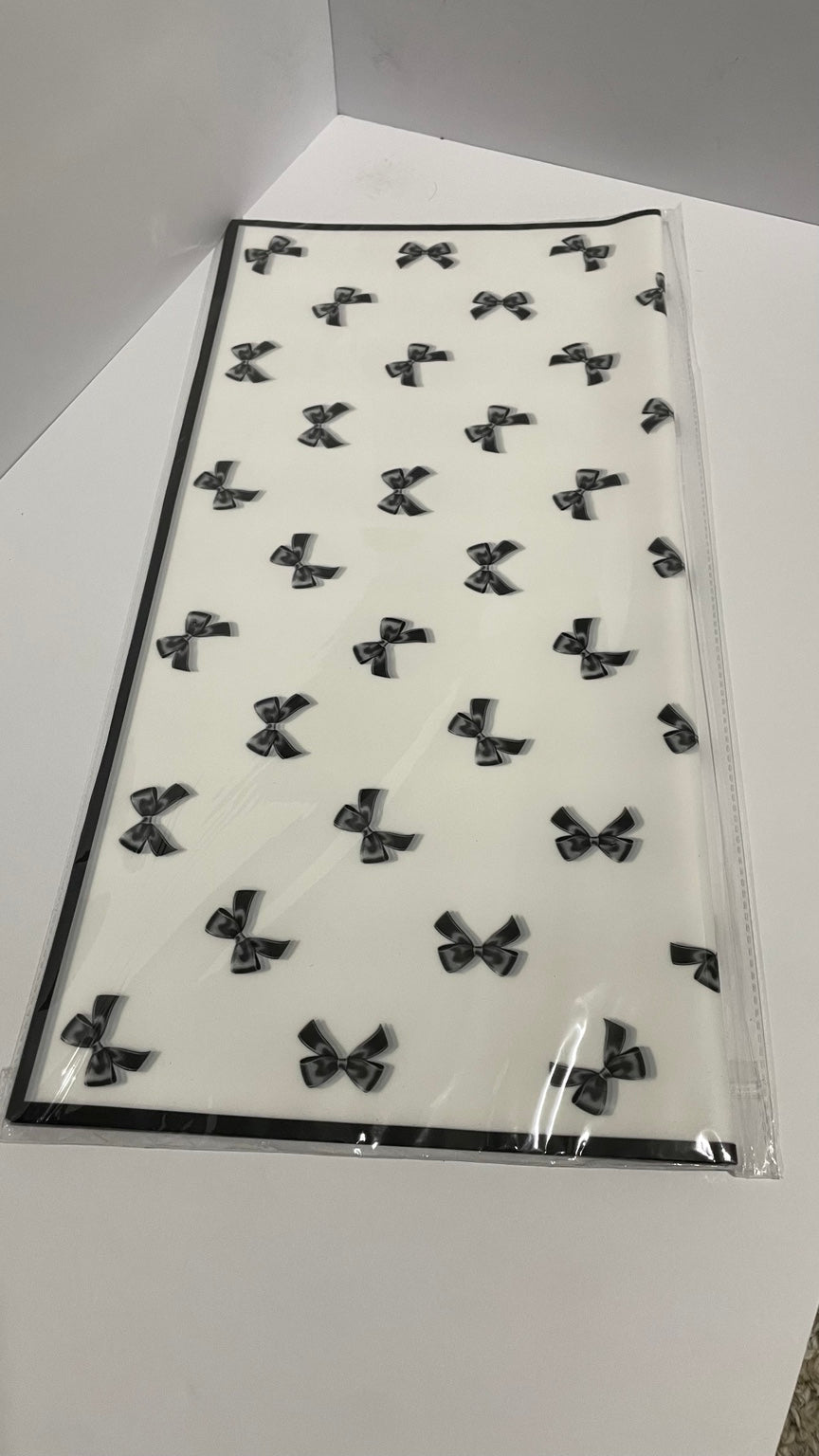Black Korean Bow Floral Wrapping Paper – 20 Sheets