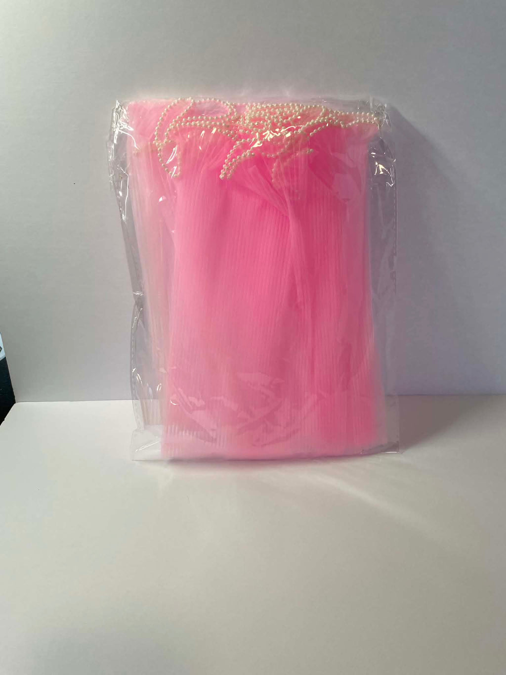Pink pleated organza bouquet wrap with pearl edge